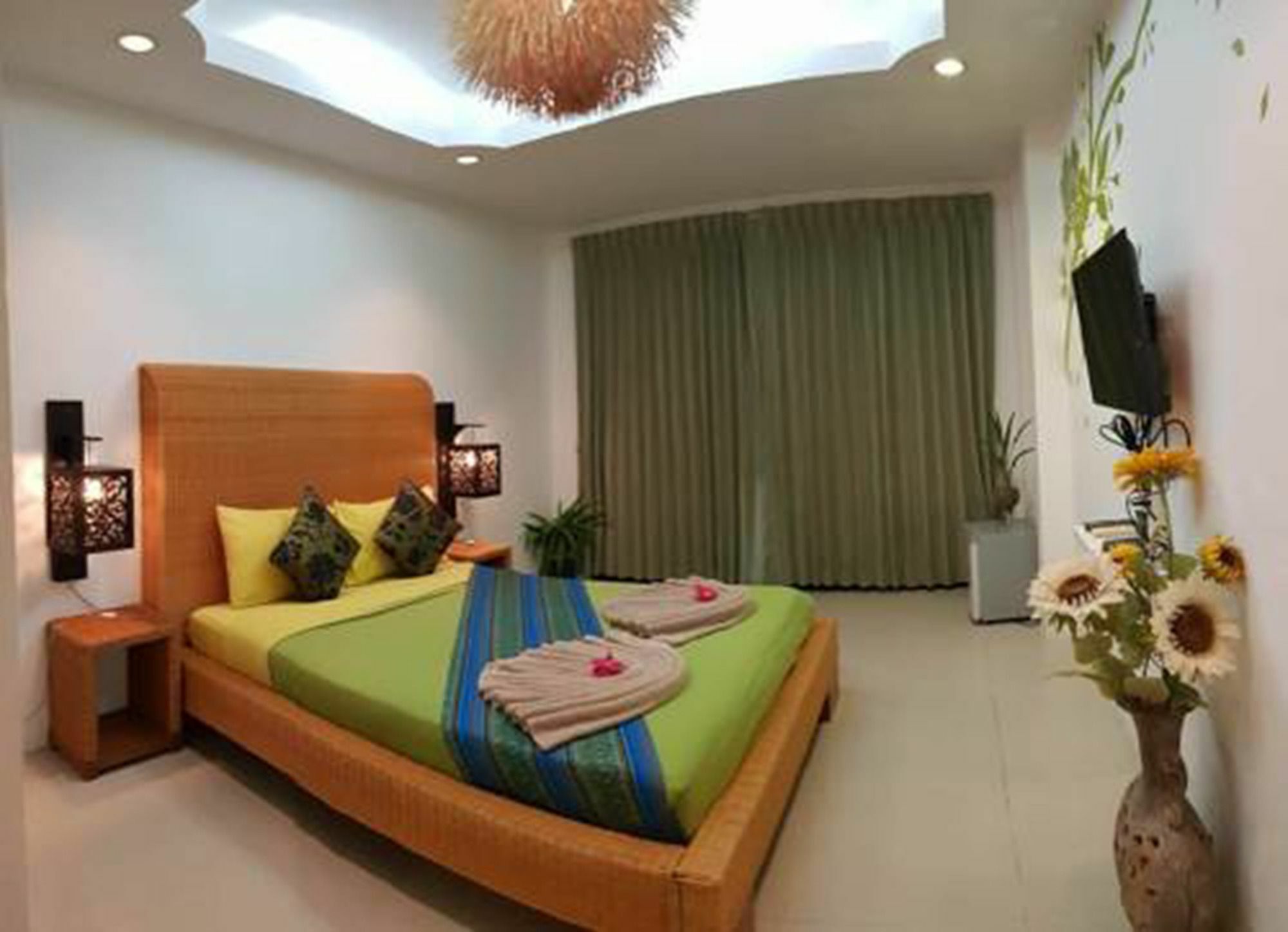 Rockwell Boutique Suites Hua Thanon  Extérieur photo